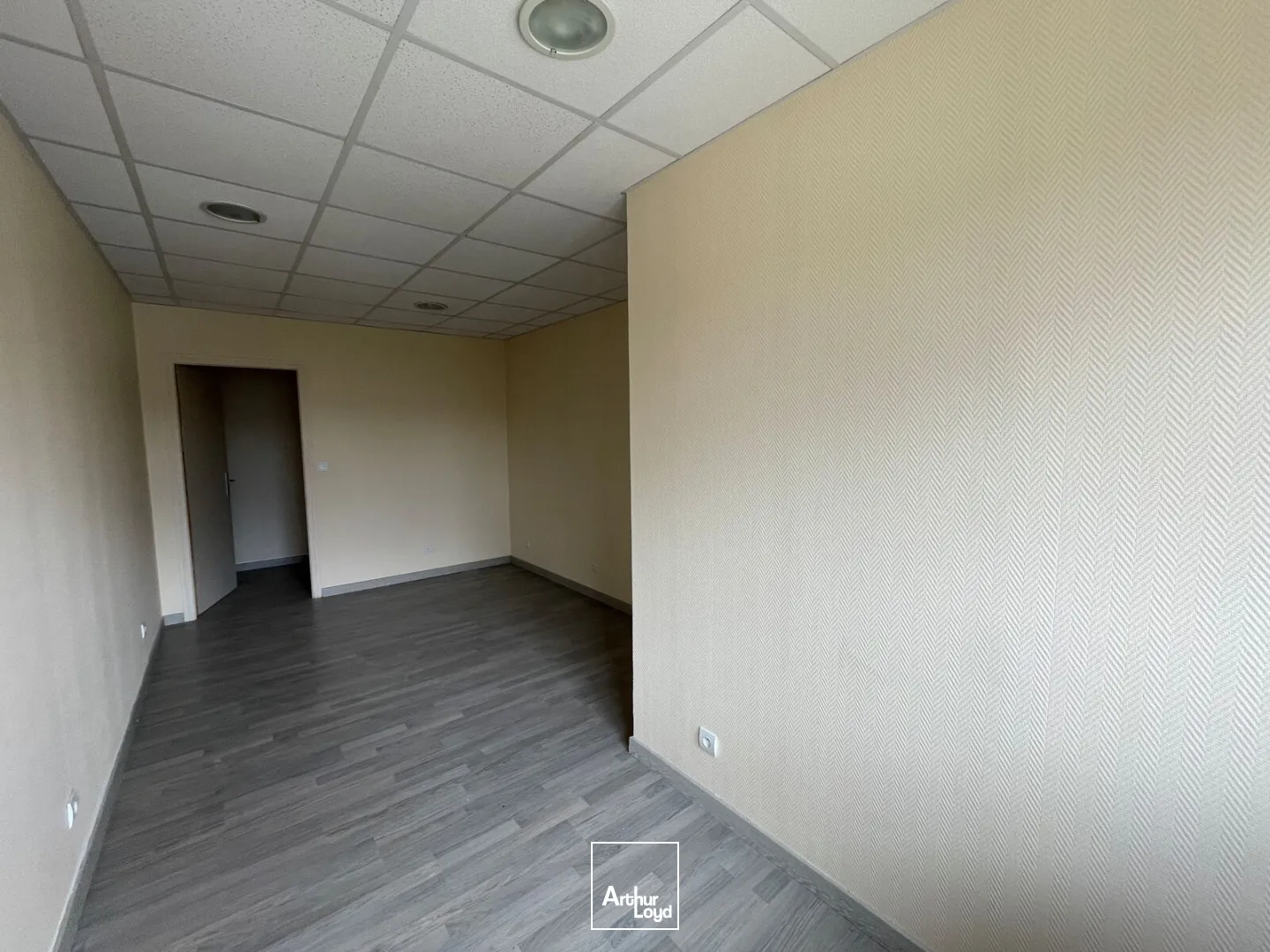 Locaux d'activité & Entrepôts - Location - GUICHAINVILLE - 27930 - 291-291 - 7764030