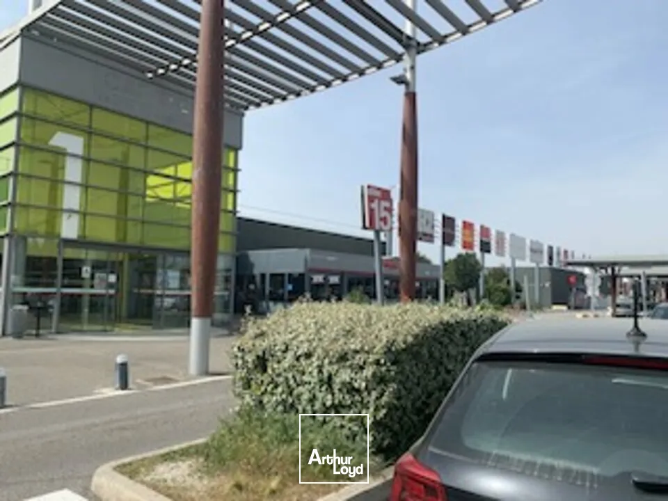 Locaux commerciaux - Vente - AVIGNON - 84000 - 128.72-128.72 - 7764479