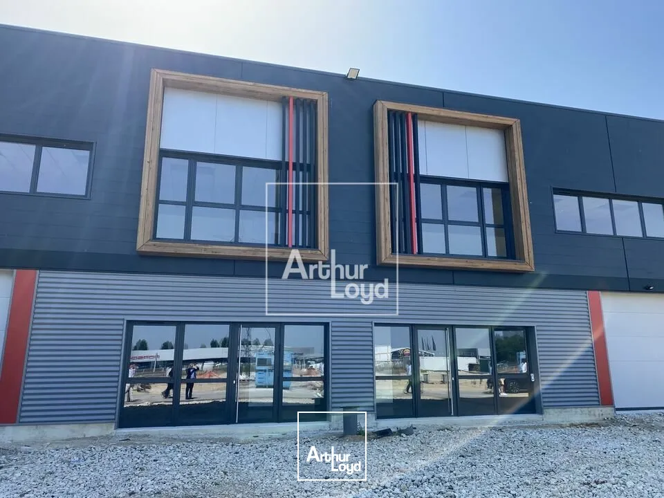 Locaux d'activité & Entrepôts - Location - AVRAINVILLE - 91630 - 424-9527 - 7764524