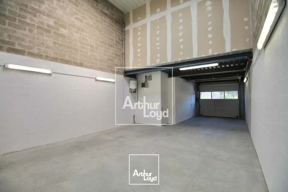 Locaux d'activité & Entrepôts - Location - SAINT PIERRE DU PERRAY - 91280 - 125-125 - 7764521