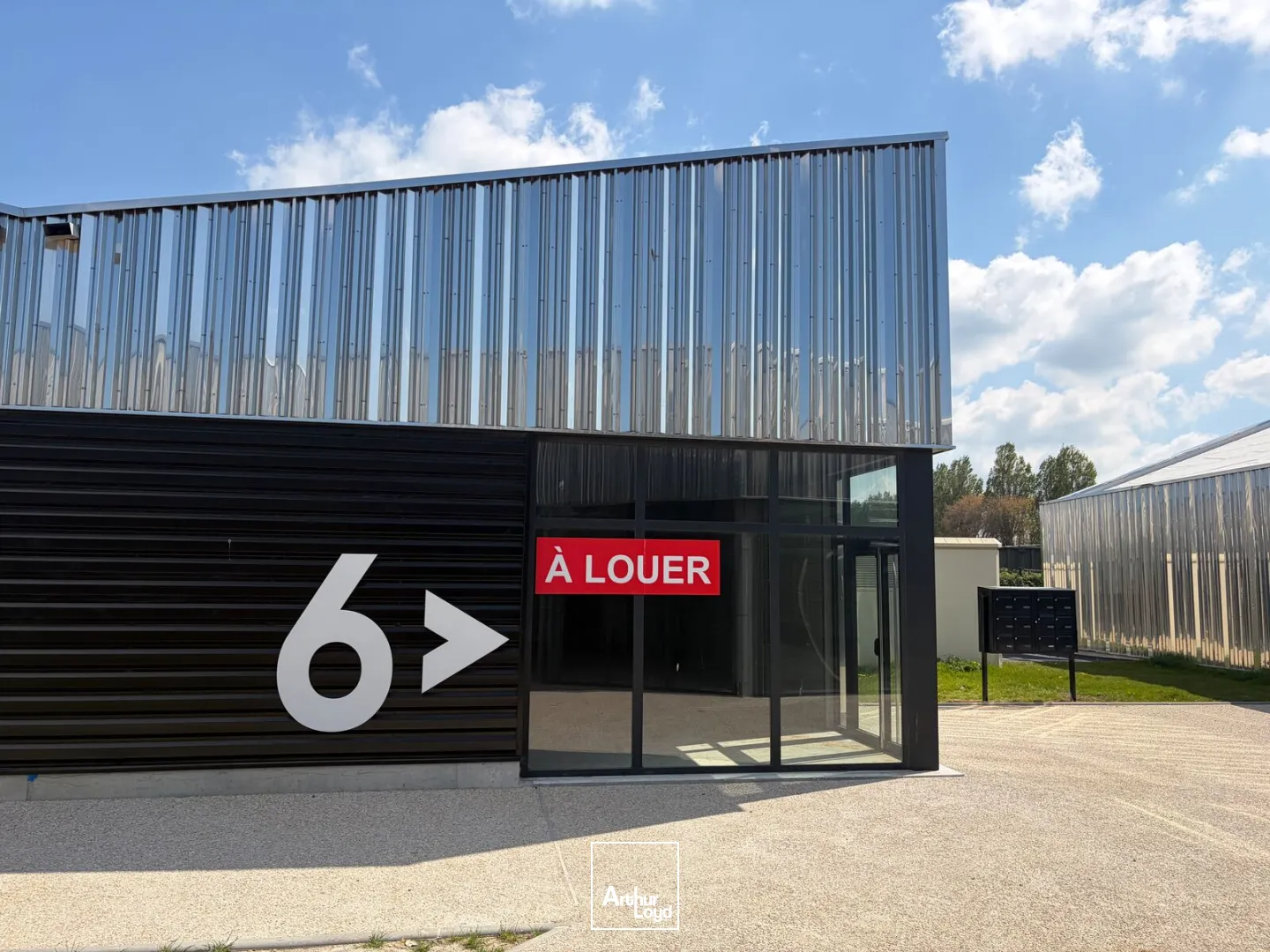 Locaux commerciaux - Location - DIEPPE - 76370 - 113.97-1624.92 - 7764824