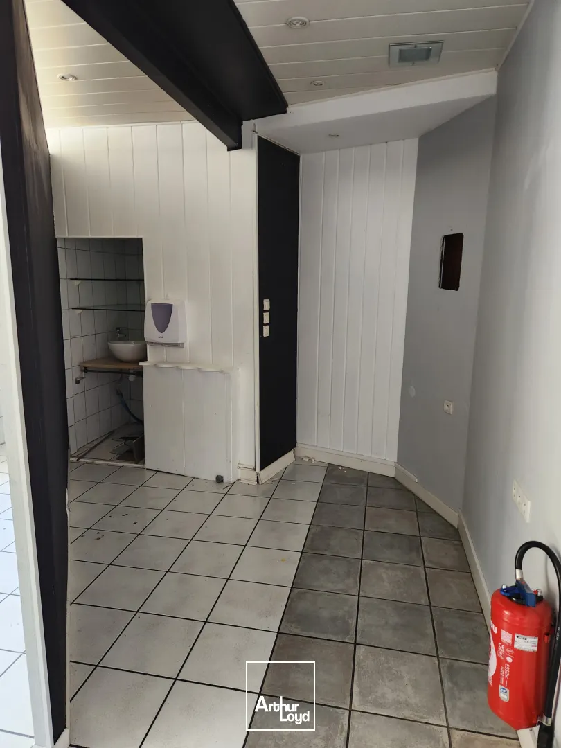 Locaux commerciaux - Location - Fesches le chatel - 25490 - 26-26 - 7765302