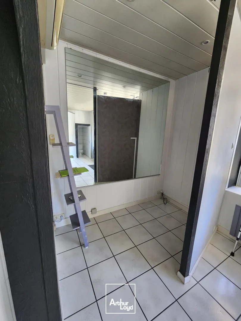 Locaux commerciaux - Location - Fesches le chatel - 25490 - 26-26 - 7765304