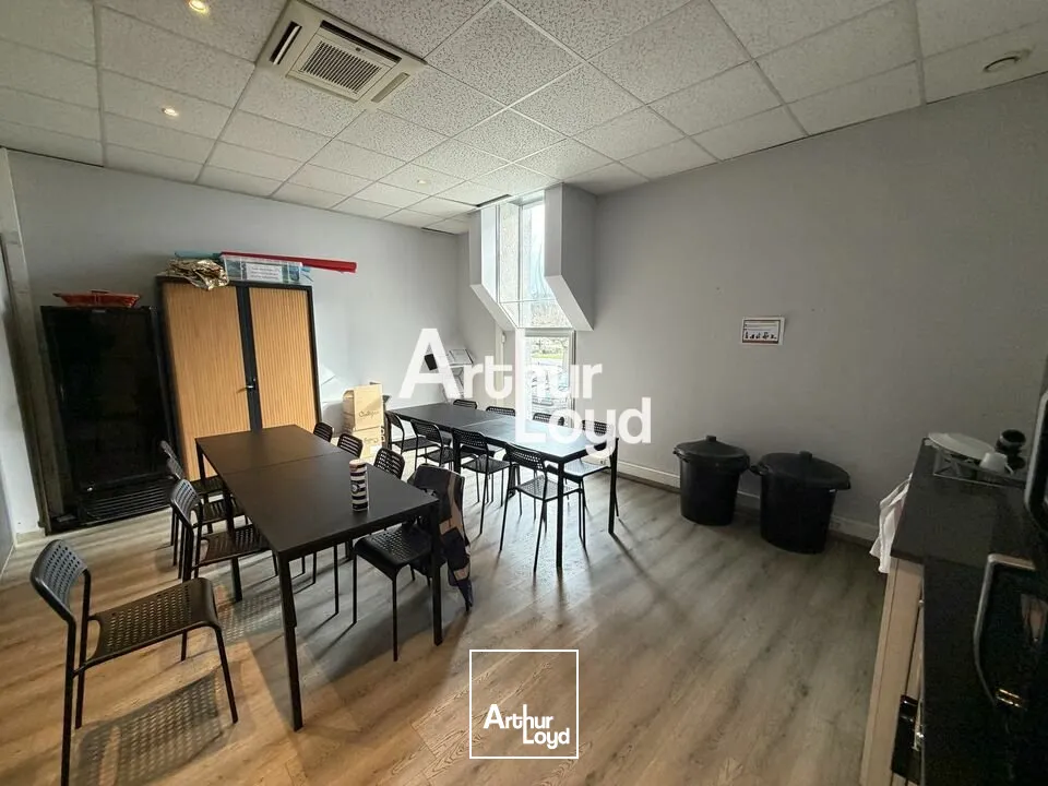 Locaux d'activité & Entrepôts - Location - SAINT JEANNET - 06640 - 2600-2600 - 7765419
