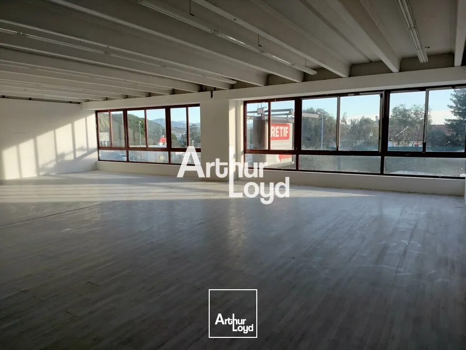 Locaux d'activité & Entrepôts - Location - VILLENEUVE LOUBET - 06270 - 350-350 - 7765424