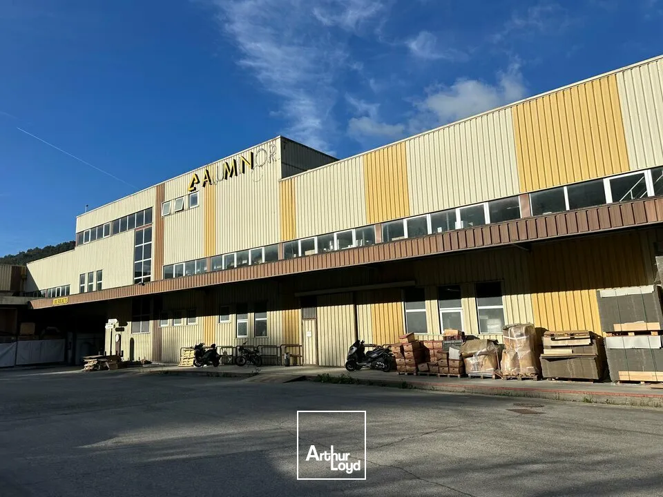 Locaux d'activité & Entrepôts - Vente - CONTES - 06390 - 3324-3324 - 7765422