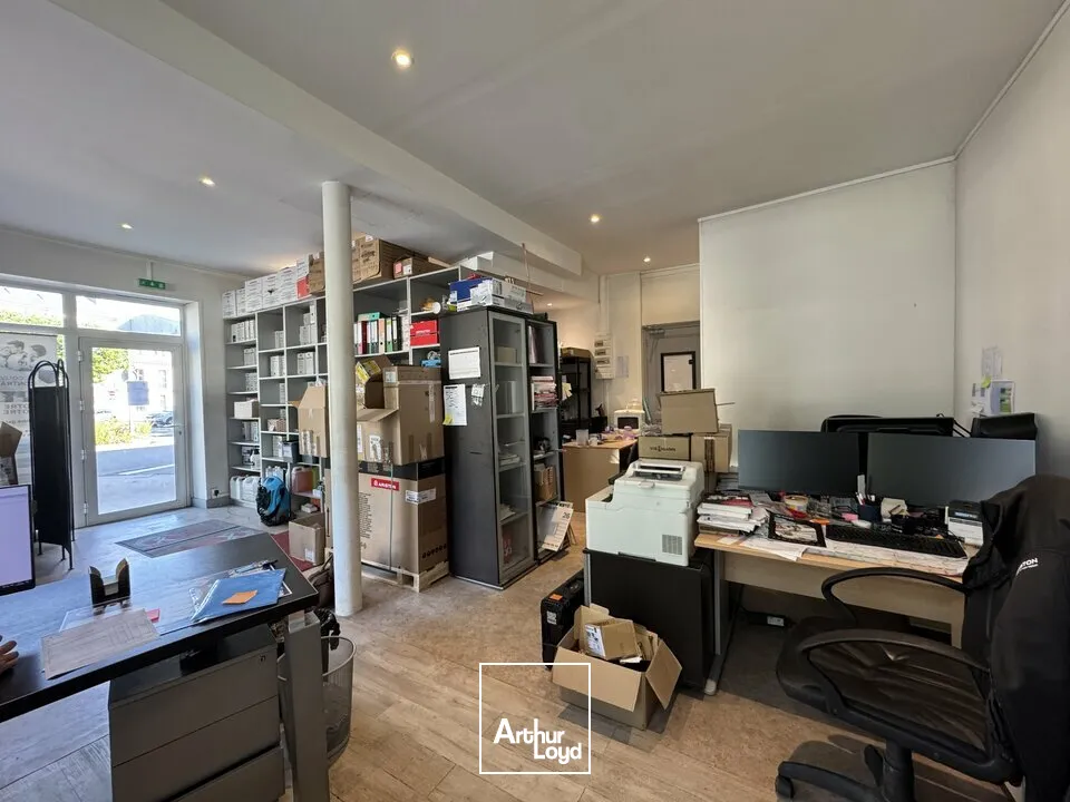 Locaux commerciaux - Location - TOURS - 37000 - 52.56-52.56 - 7765552