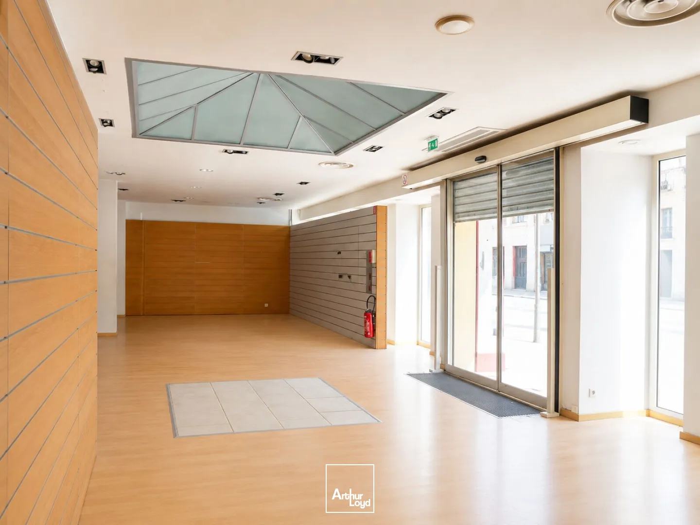 Locaux commerciaux - Location - SOISSONS - 02200 - 175-175 - 7765562