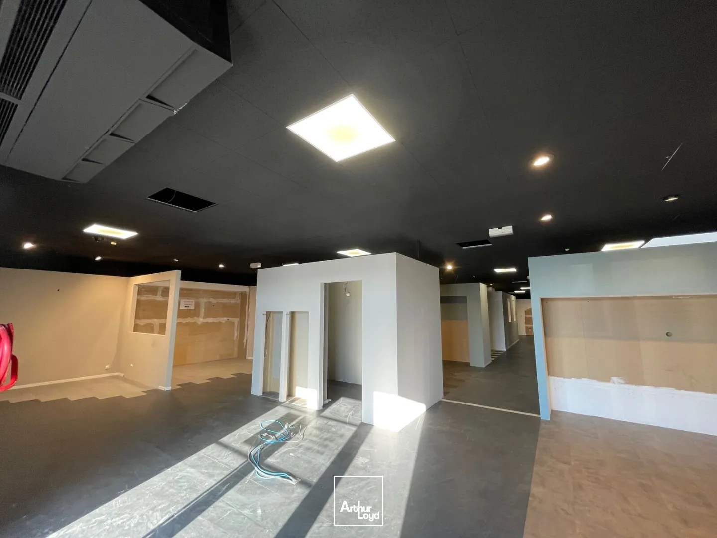 Locaux commerciaux - Location - SOISSONS - 02200 - 395-395 - 7765571