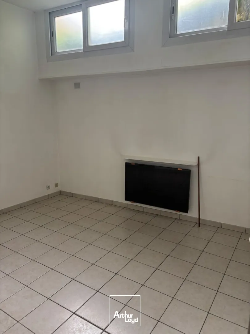 Bureaux - Location - SENLIS - 60300 - 44-44 - 7765676