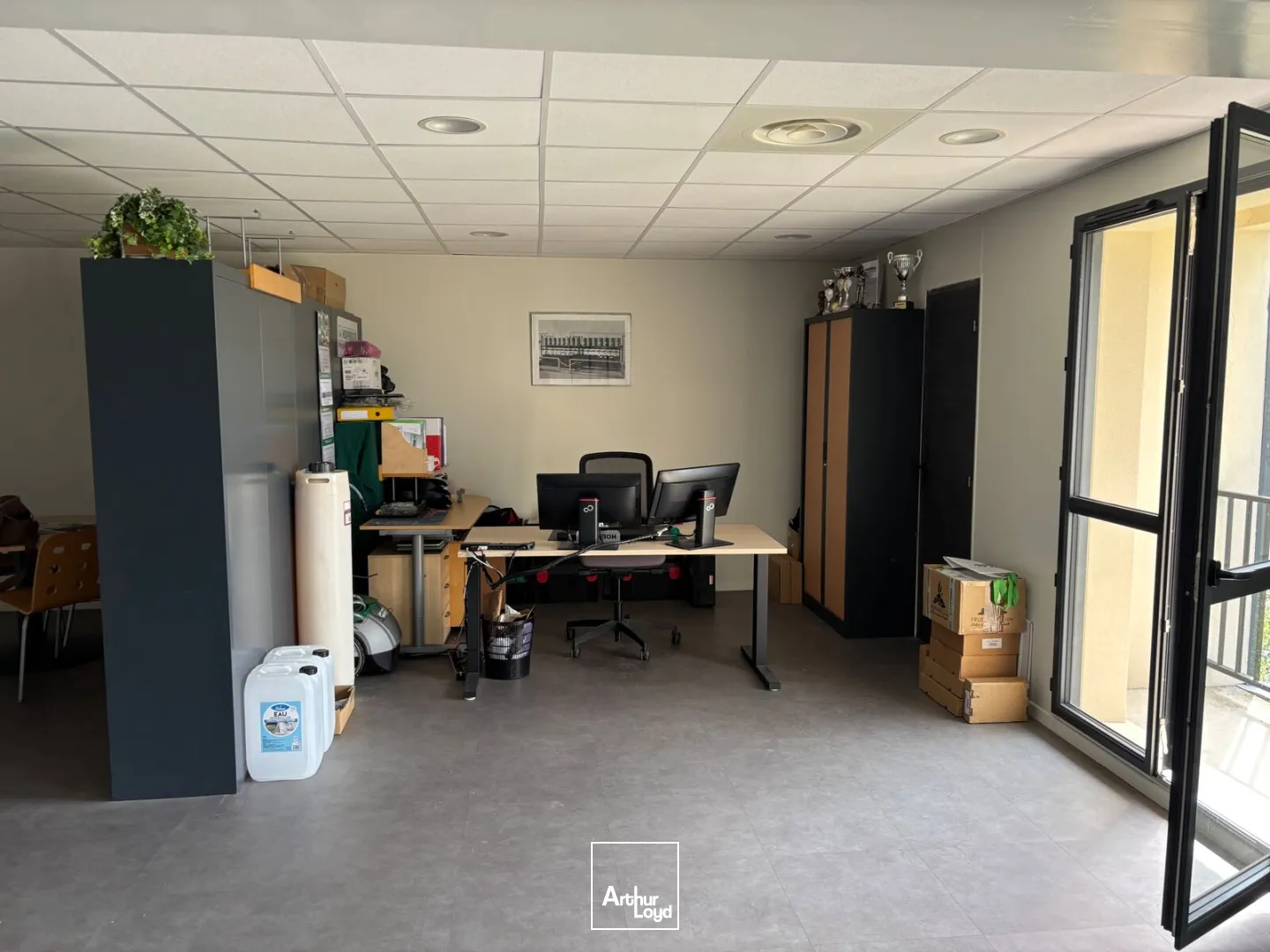 Bureaux - Location - LA CHAPELLE EN SERVAL - 60520 - 89-89 - 7765683