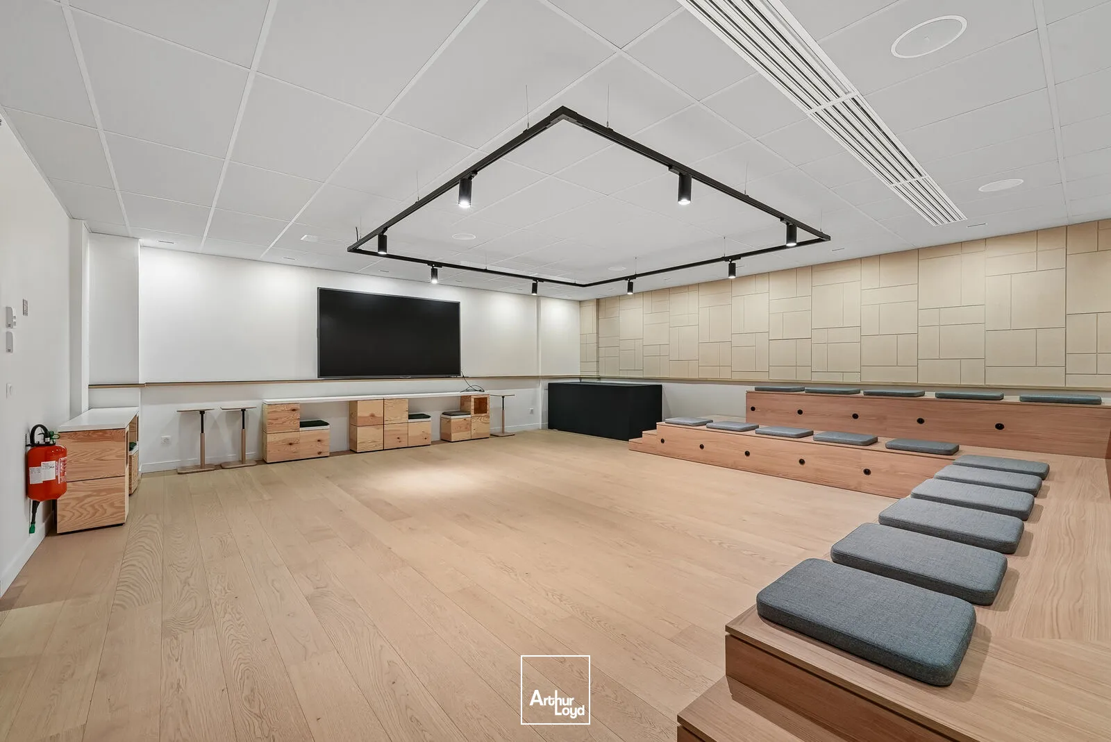 Bureaux - Location - NEUILLY SUR SEINE - 92200 - 284-764.6 - 7765999