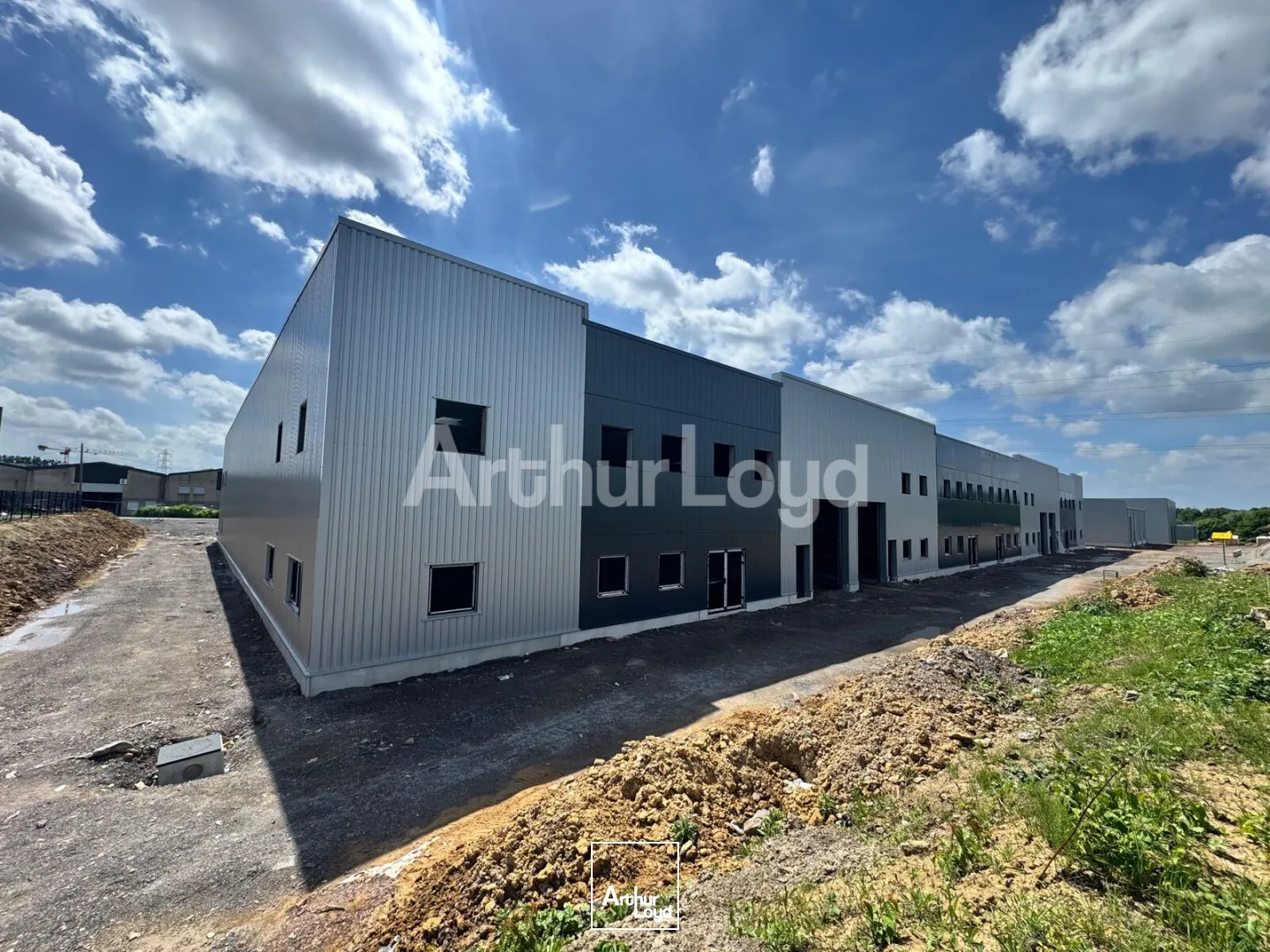 Locaux d'activité & Entrepôts - Location - WASQUEHAL - 59290 - 690-5520 - 7766069