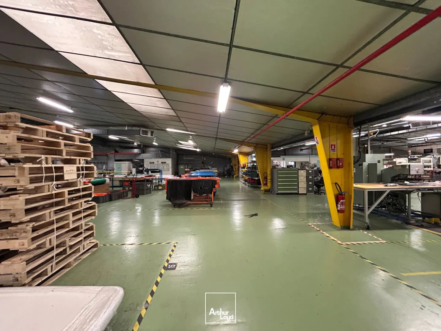 Locaux commerciaux - Vente - CHEVANCEAUX - 17210 - 6300-6300 - 7766935