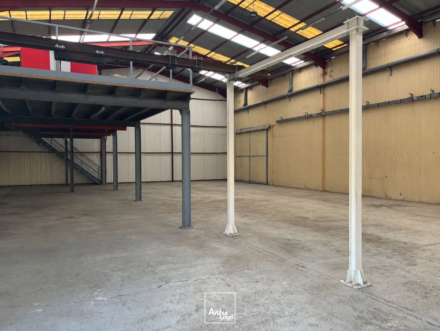 Locaux d'activité & Entrepôts - Location - BRESLES - 60510 - 600-600 - 7767414
