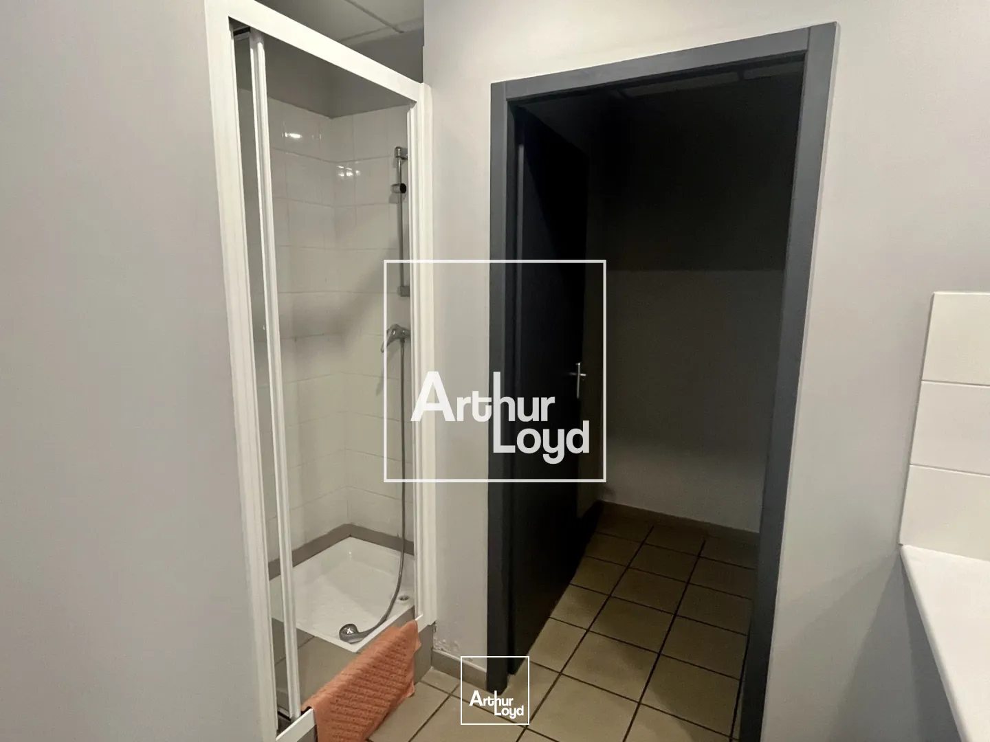 Locaux d'activité & Entrepôts - Location - TOULOUSE - 31200 - 915-915 - 7768154