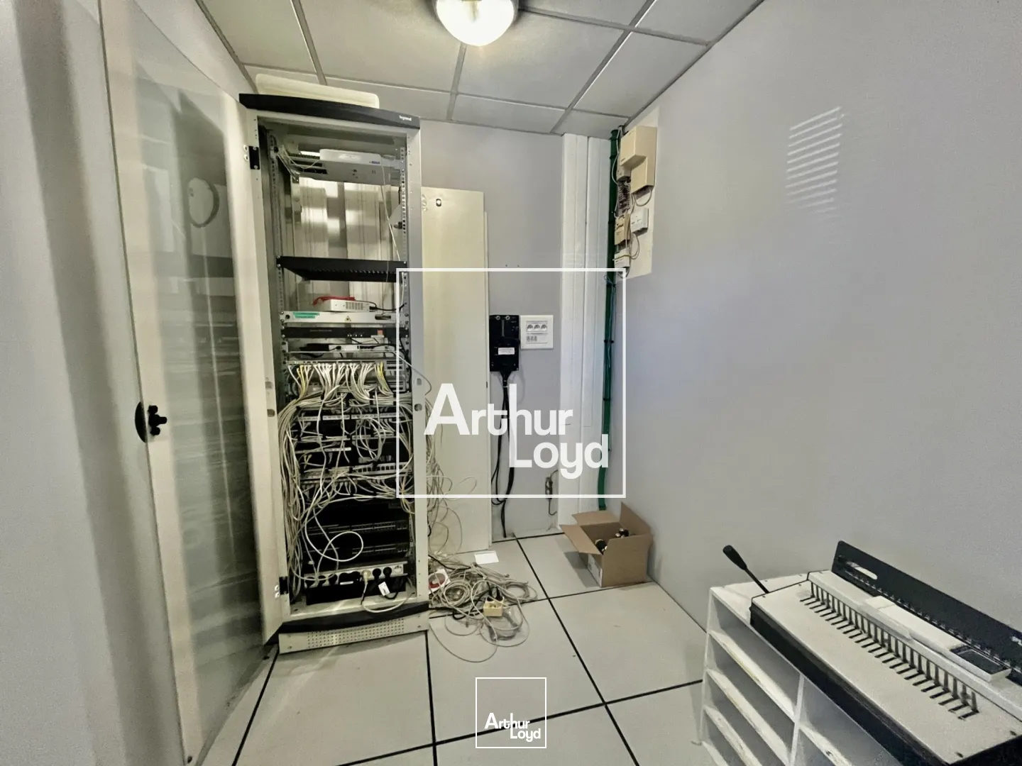 Locaux d'activité & Entrepôts - Location - TOULOUSE - 31200 - 915-915 - 7768153