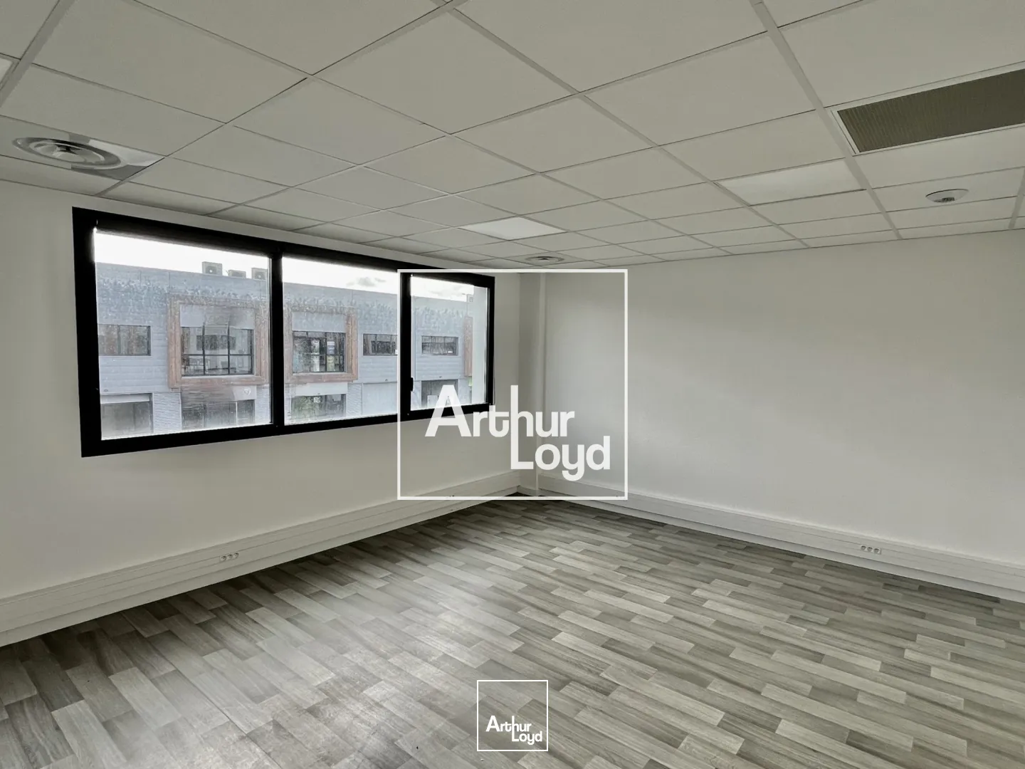 Locaux d'activité & Entrepôts - Location - TOULOUSE - 31100 - 296-888 - 7768218