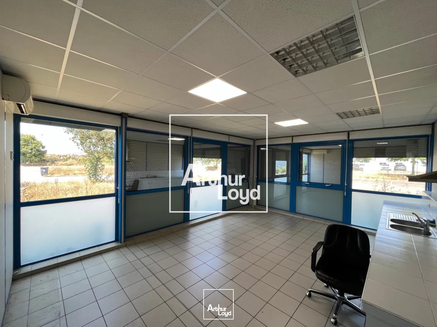 Locaux d'activité & Entrepôts - Location - MONTAUBAN - 82000 - 8529-8529 - 7768570