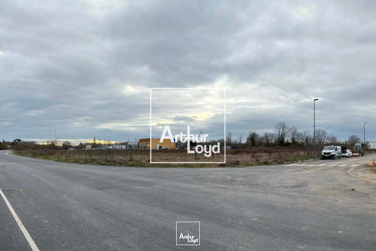 Locaux d'activité & Entrepôts - Location - BRESSOLS - 82710 - 625-625 - 7769083