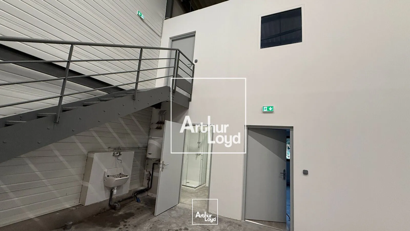 Locaux d'activité & Entrepôts - Location - ROQUES - 31120 - 350-350 - 7769324