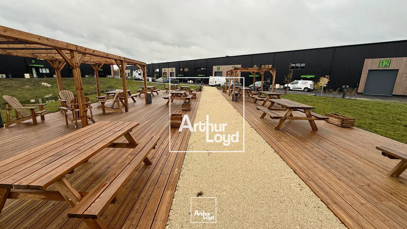 Locaux d'activité & Entrepôts - Location - ROQUES - 31120 - 350-350 - 7769325