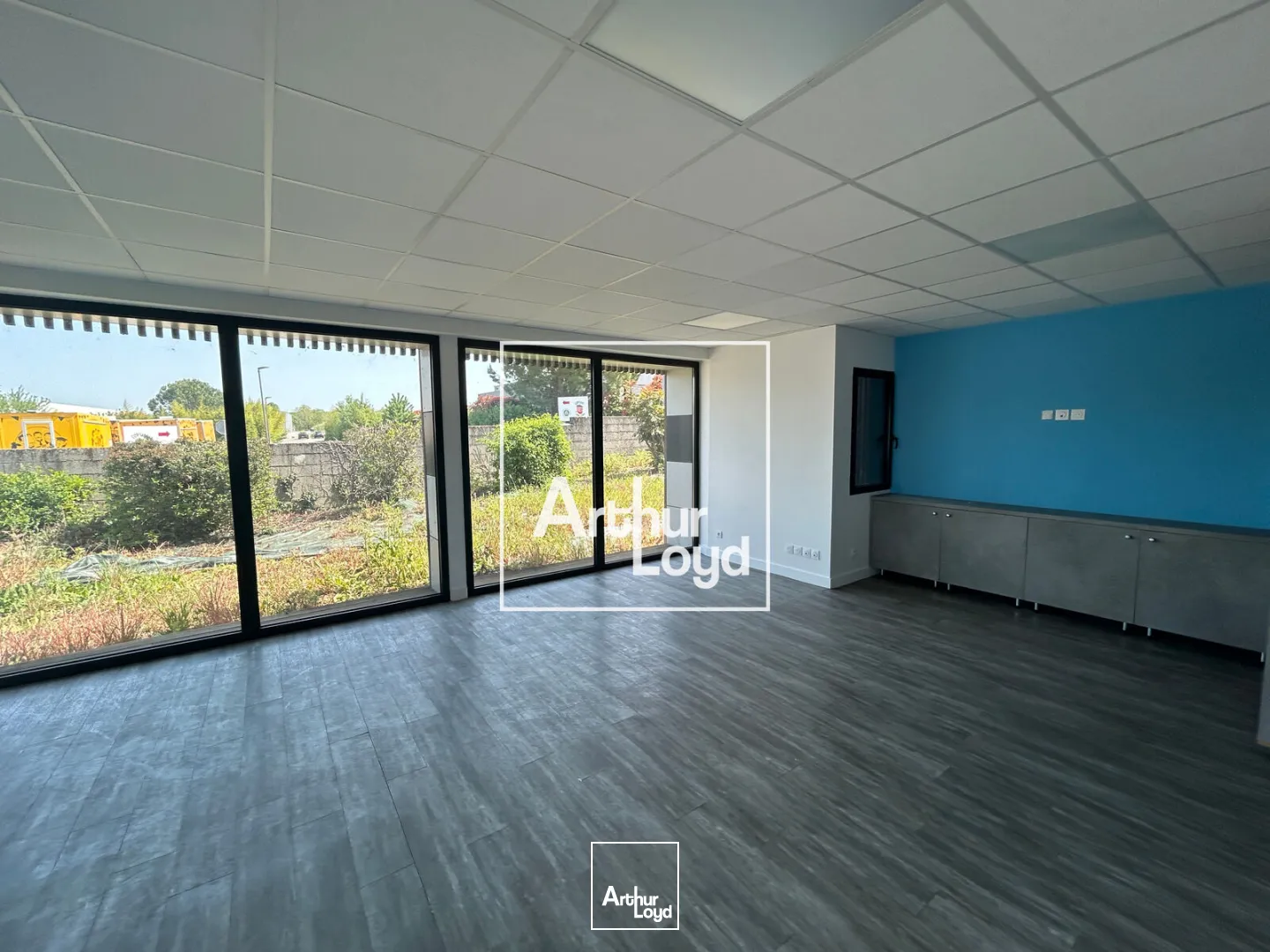 Locaux d'activité & Entrepôts - Vente - MONDOUZIL - 31850 - 665-665 - 7769498
