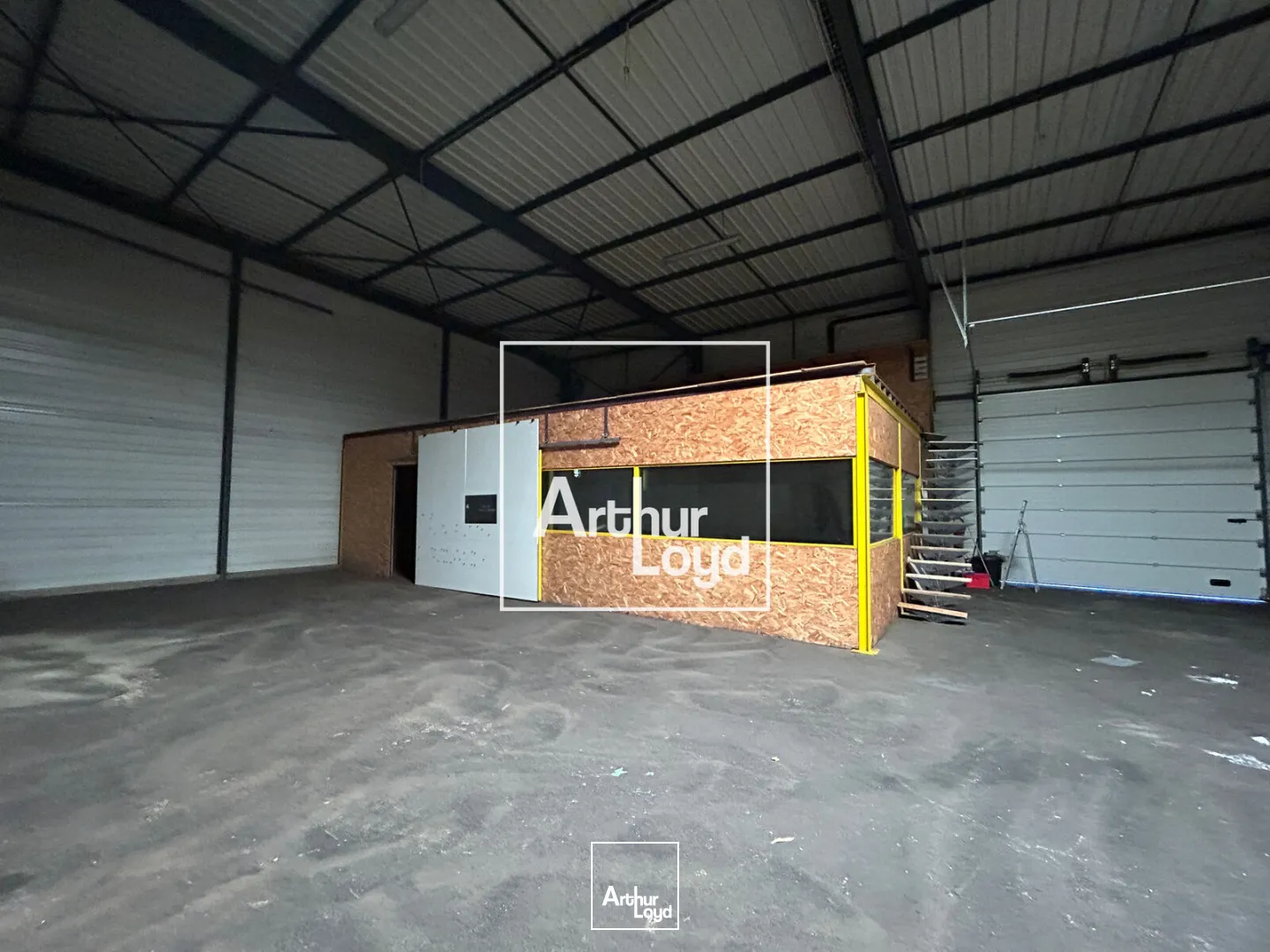 Locaux d'activité & Entrepôts - Location - MONDOUZIL - 31850 - 770-2100 - 7769510