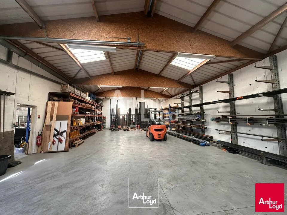 Locaux d'activité & Entrepôts - Vente - BOURGBARRE - 35230 - 1200-1200 - 7769590