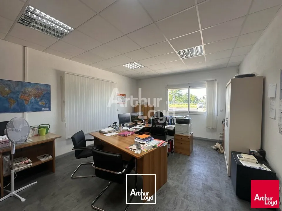 Locaux d'activité & Entrepôts - Vente - BOURGBARRE - 35230 - 1200-1200 - 7769594