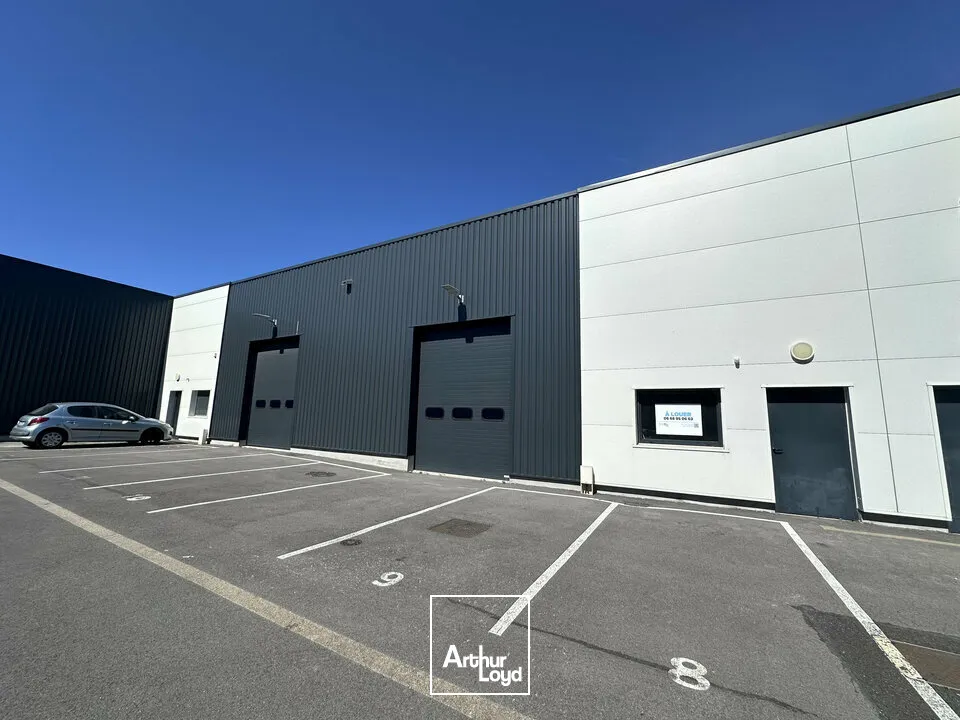 Locaux d'activité & Entrepôts - Location - CORMONTREUIL - 51350 - 205.31-205.31 - 7769602