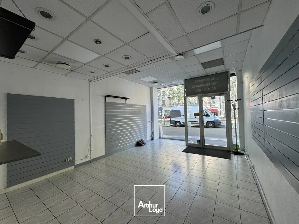 Locaux commerciaux - Location - TOURS - 37000 - 73-73 - 7769612