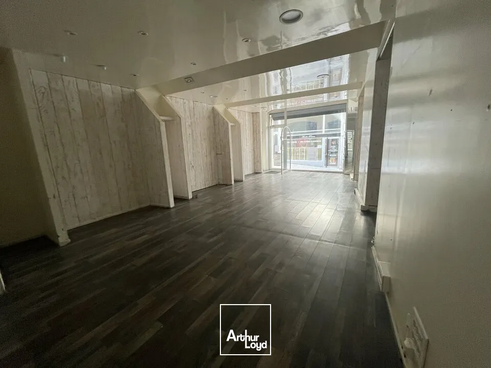 Locaux commerciaux - Vente - BOURGES - 18000 - 380-380 - 7769642