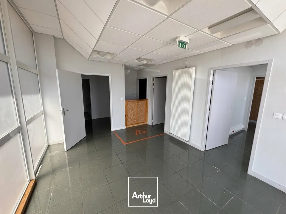 Bureaux - Vente - ANGOULÊME - 16000 - 412-412 - 7769852