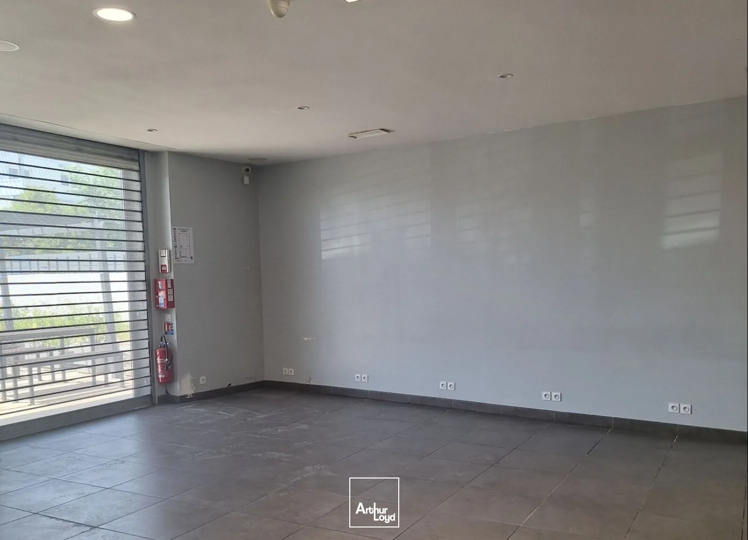 Locaux commerciaux - Location - PERPIGNAN - 66100 - 114-114 - 7769963