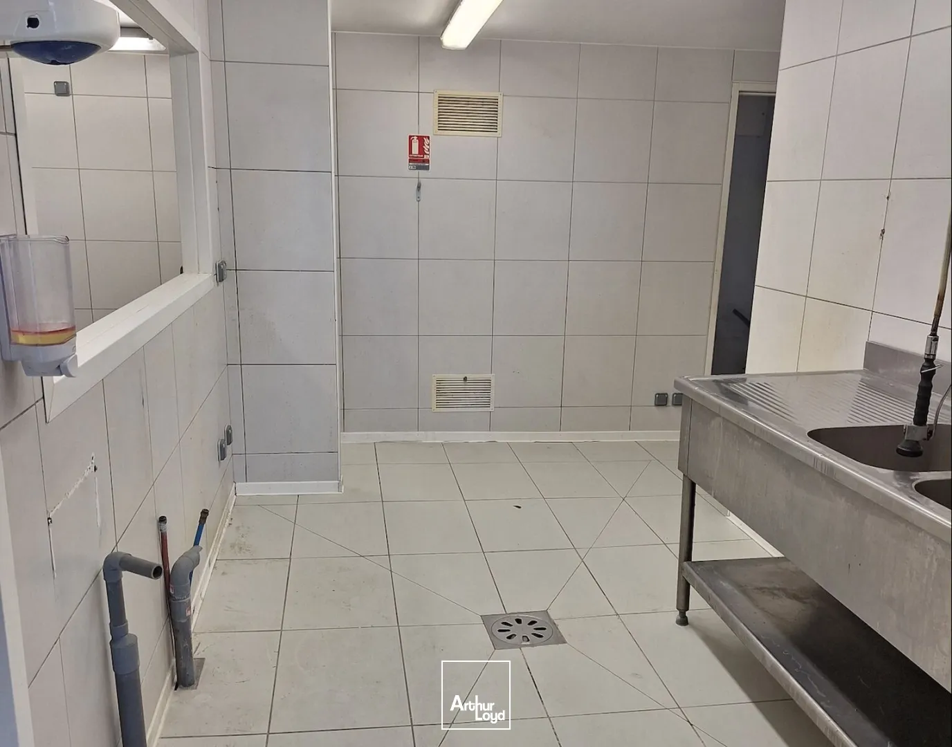 Locaux commerciaux - Location - PERPIGNAN - 66100 - 114-114 - 7769965