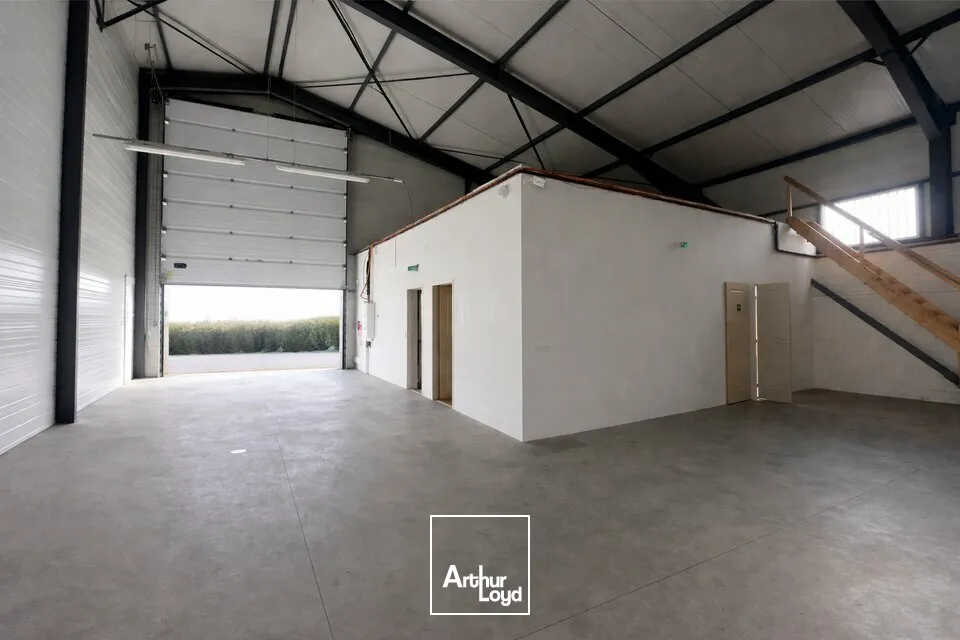 Locaux d'activité & Entrepôts - Vente - LA ROCHE-SUR-FORON - 74800 - 528-528 - 7769992
