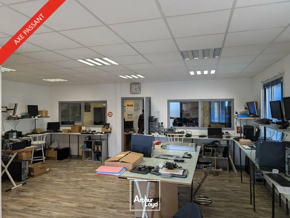 Locaux d'activité & Entrepôts - Vente - LA MEZIERE - 35520 - 500-500 - 7770547