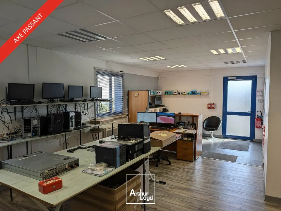 Locaux d'activité & Entrepôts - Vente - LA MEZIERE - 35520 - 500-500 - 7770546