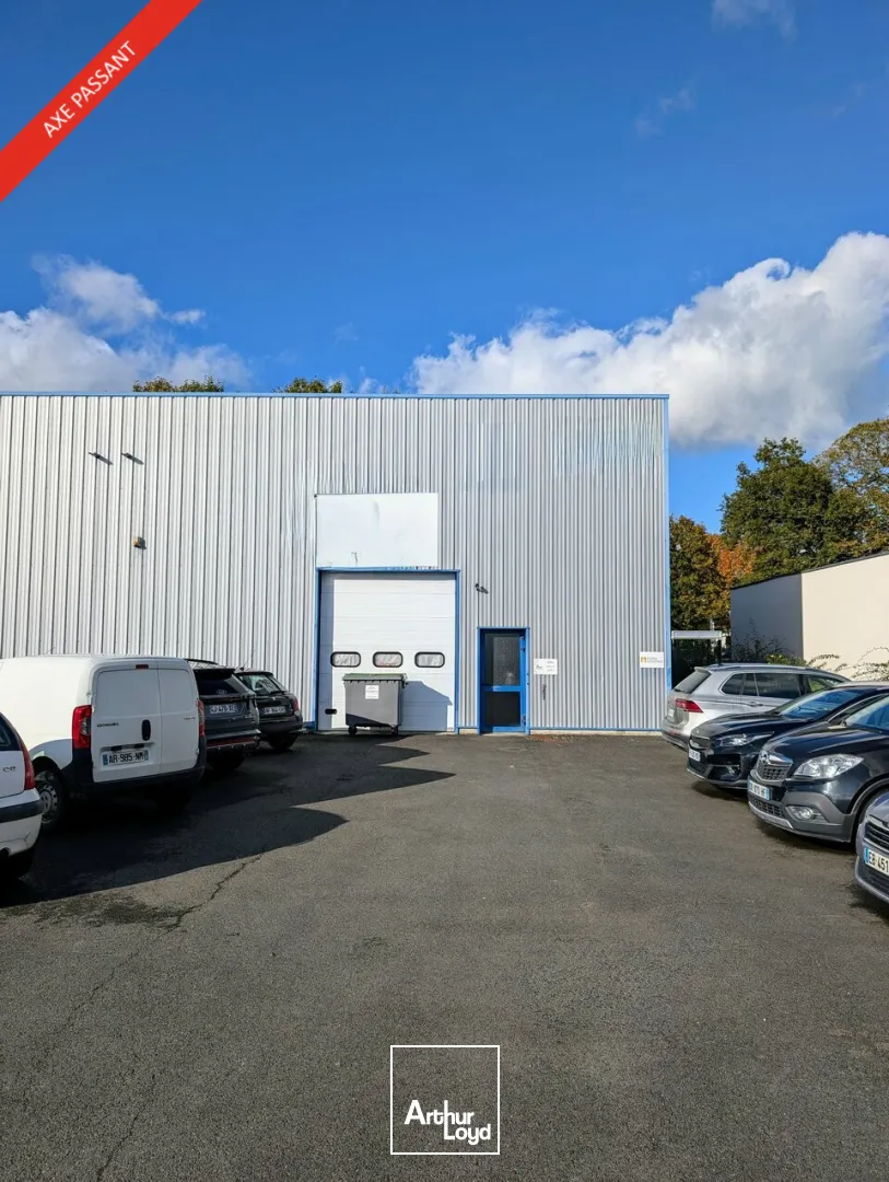 Locaux d'activité & Entrepôts - Vente - LA MEZIERE - 35520 - 500-500 - 7770545