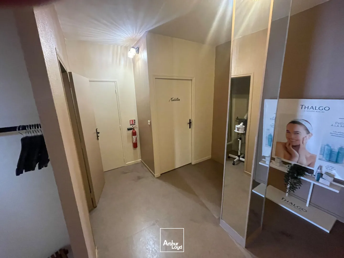 Locaux commerciaux - Location - BEAUVAIS - 60000 - 140-140 - 7770731