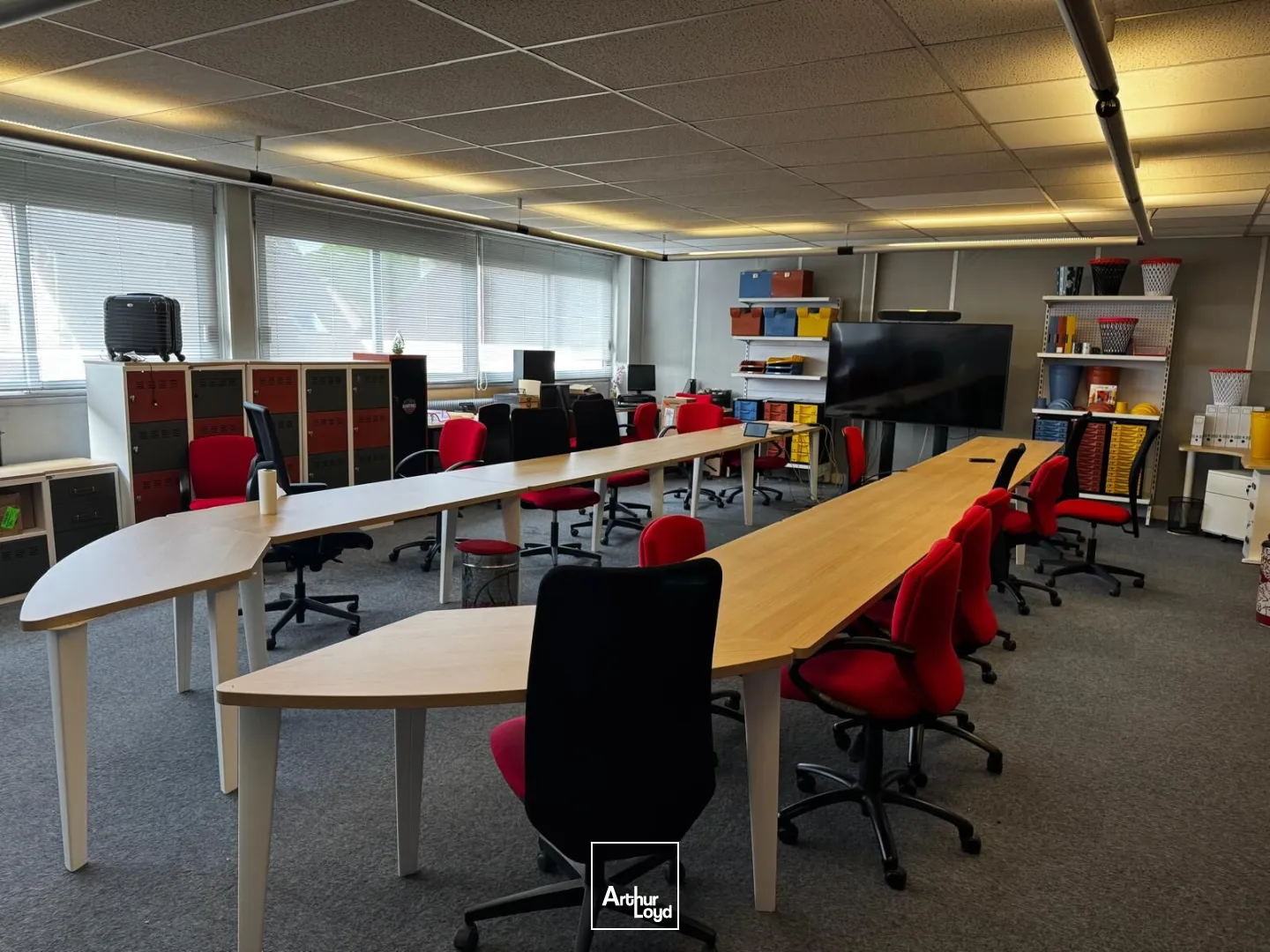 Locaux d'activité & Entrepôts - Vente - ERAGNY - 95610 - 990-990 - 7770988