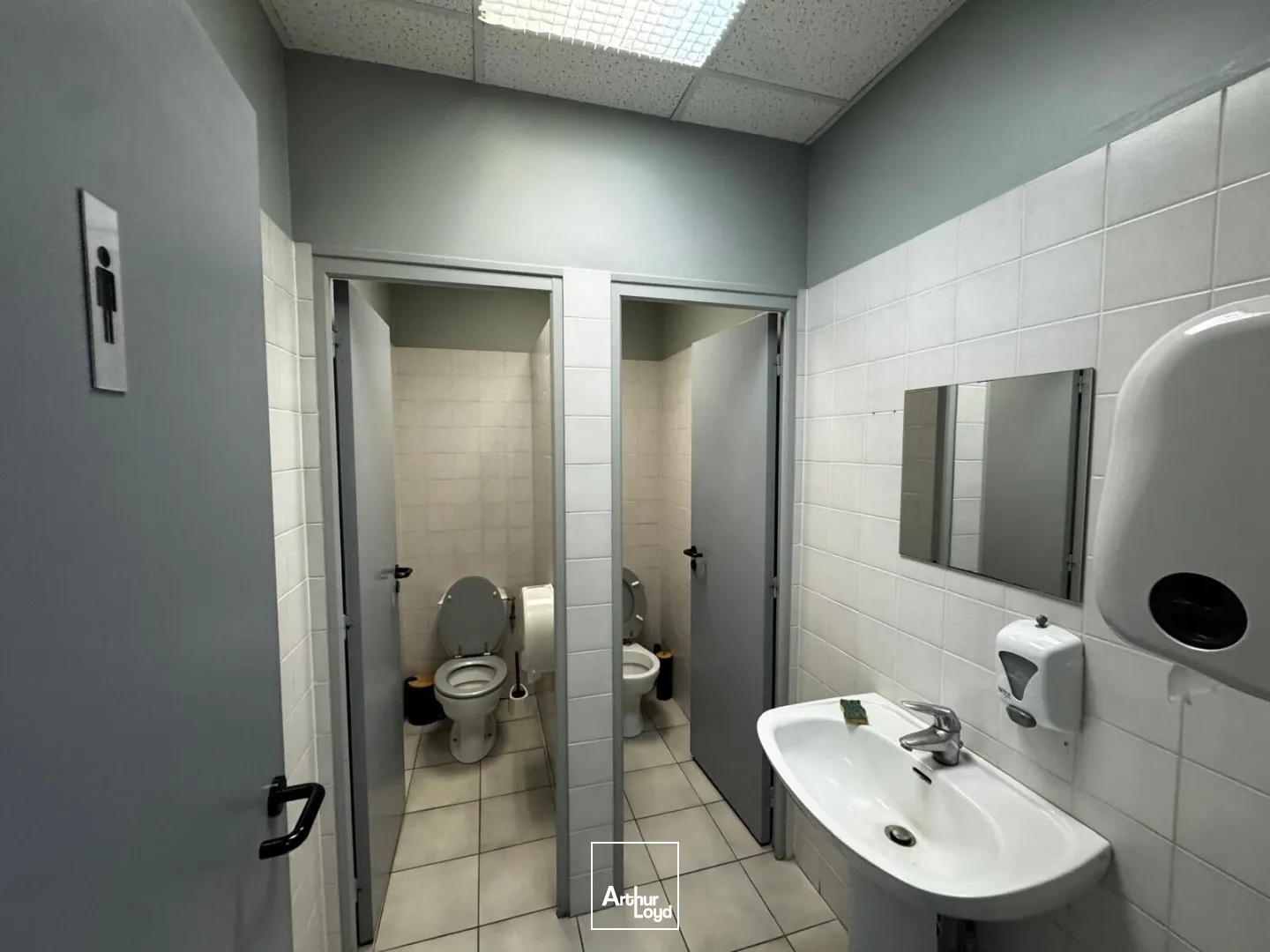 Locaux d'activité & Entrepôts - Vente - ERAGNY - 95610 - 990-990 - 7770989