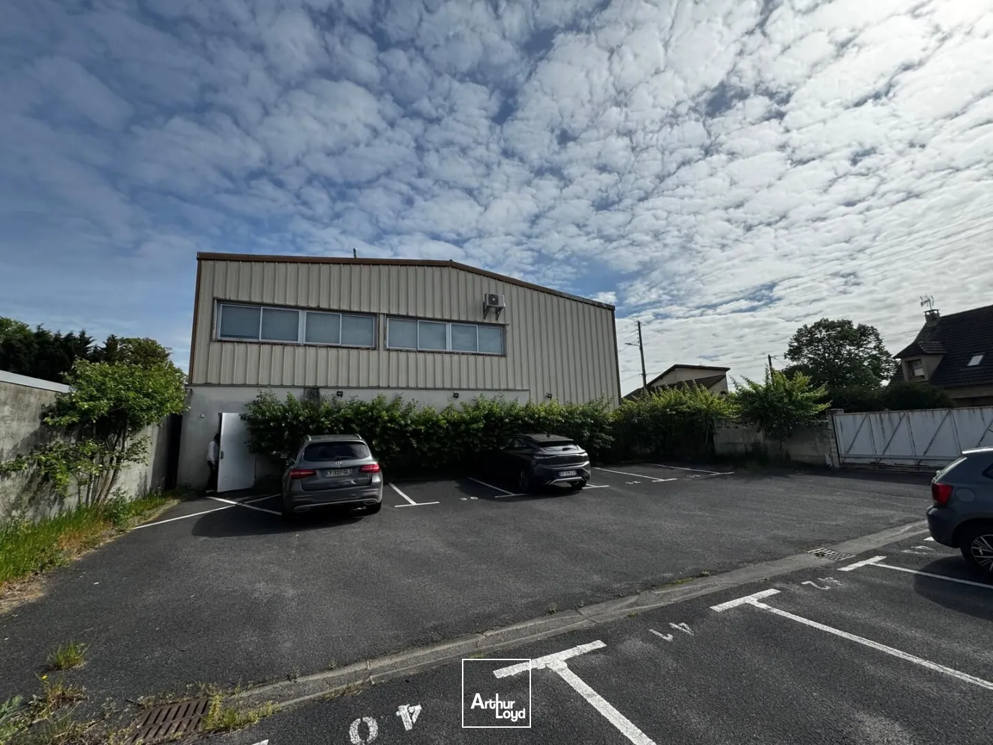 Locaux d'activité & Entrepôts - Vente - ERAGNY - 95610 - 990-990 - 7770984
