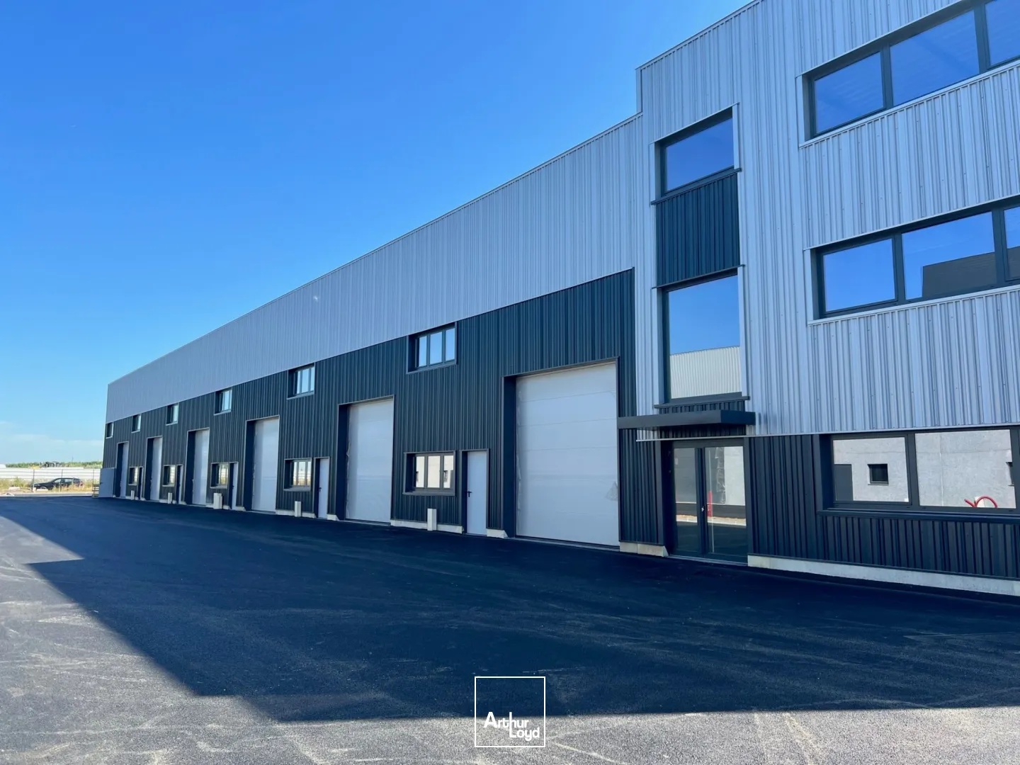 Locaux d'activité & Entrepôts - Location - LE MESNIL AMELOT - 77990 - 808-808 - 7771057