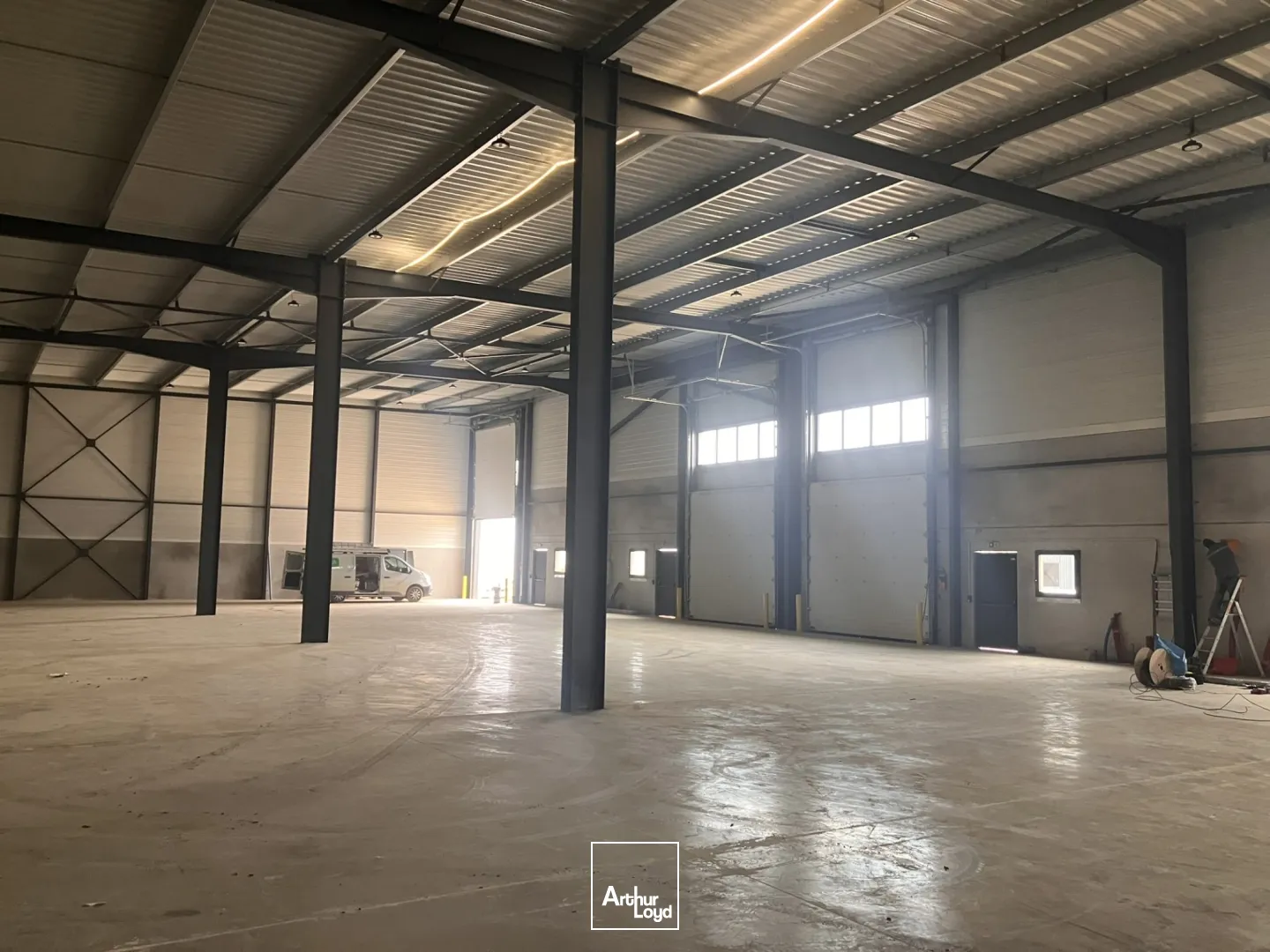 Locaux d'activité & Entrepôts - Location - LE MESNIL AMELOT - 77990 - 808-808 - 7771062