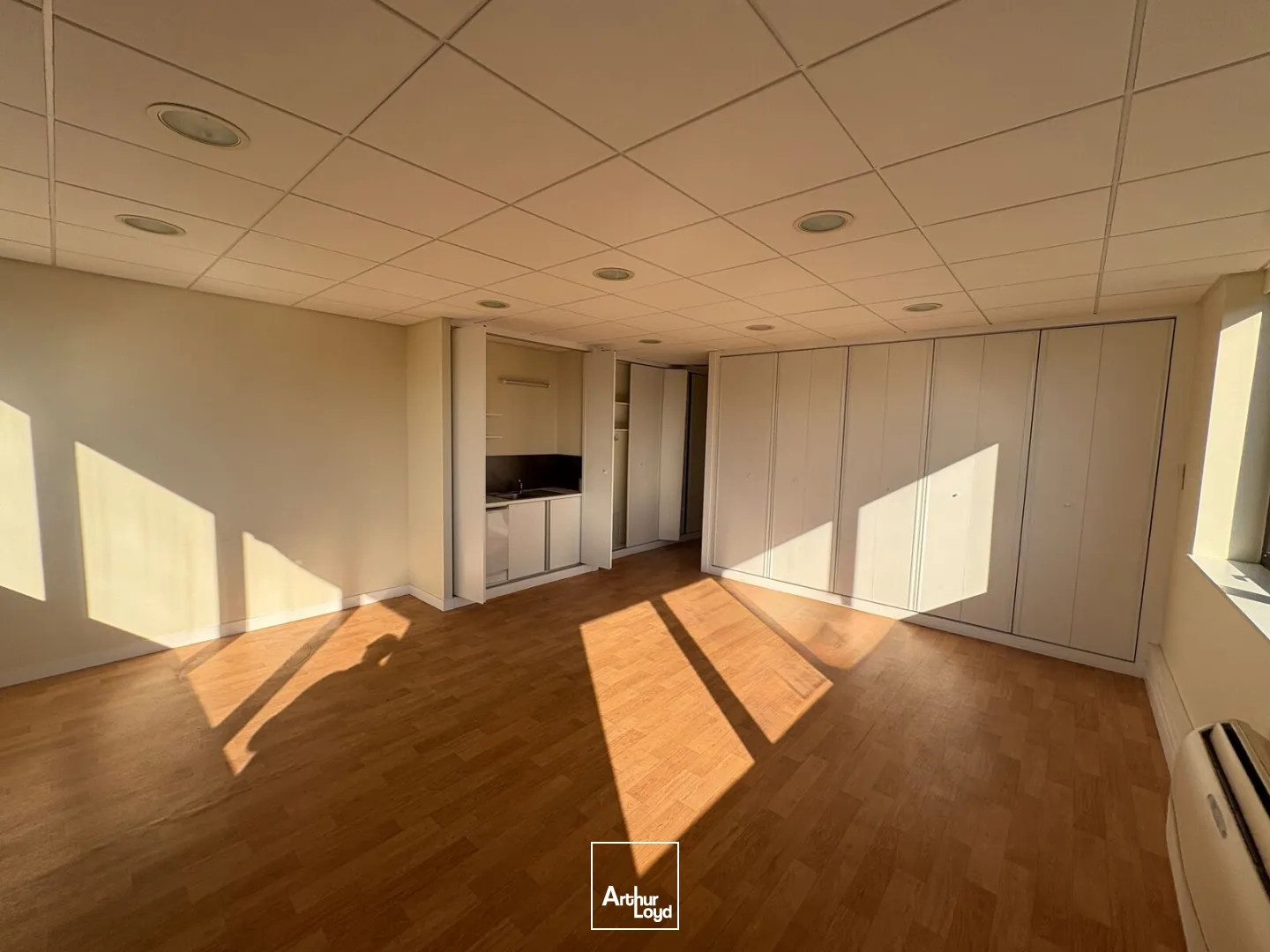 Bureaux - Vente - MONTARGIS - 45200 - 80-80 - 7771167