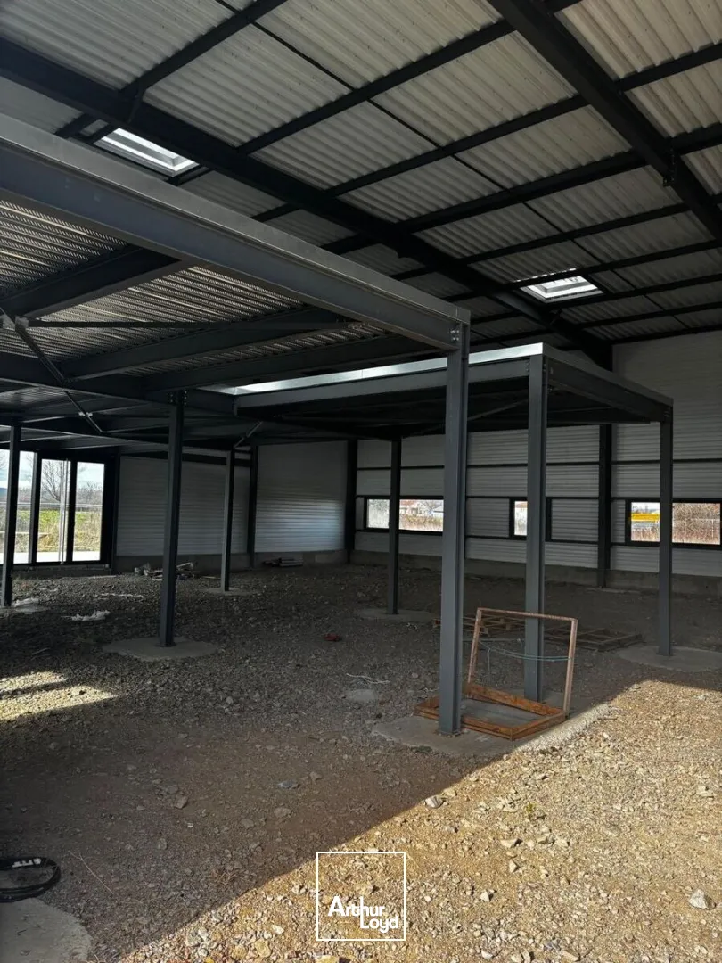 Locaux d'activité & Entrepôts - Vente - MARCLOPT - 42210 - 186-1488 - 7771182