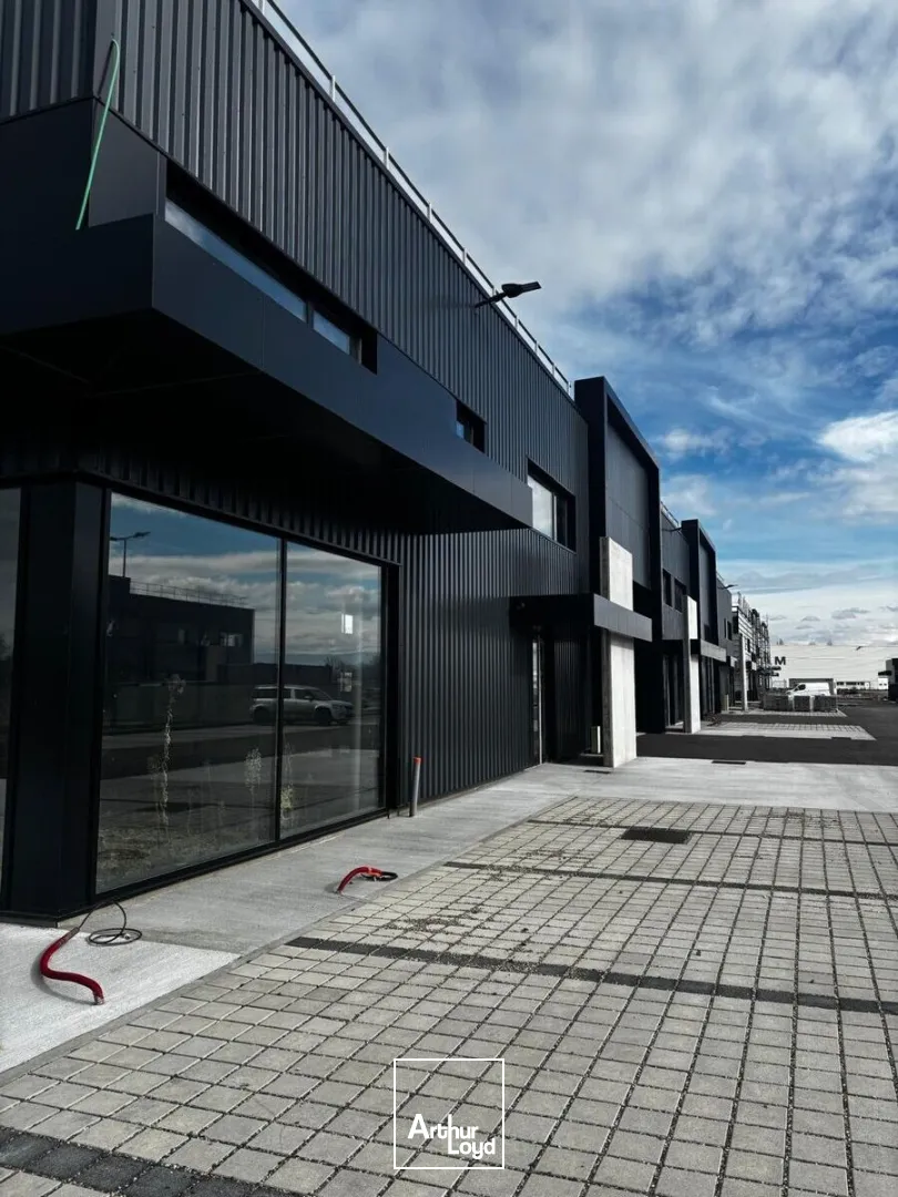 Locaux d'activité & Entrepôts - Vente - MARCLOPT - 42210 - 186-1488 - 7771180