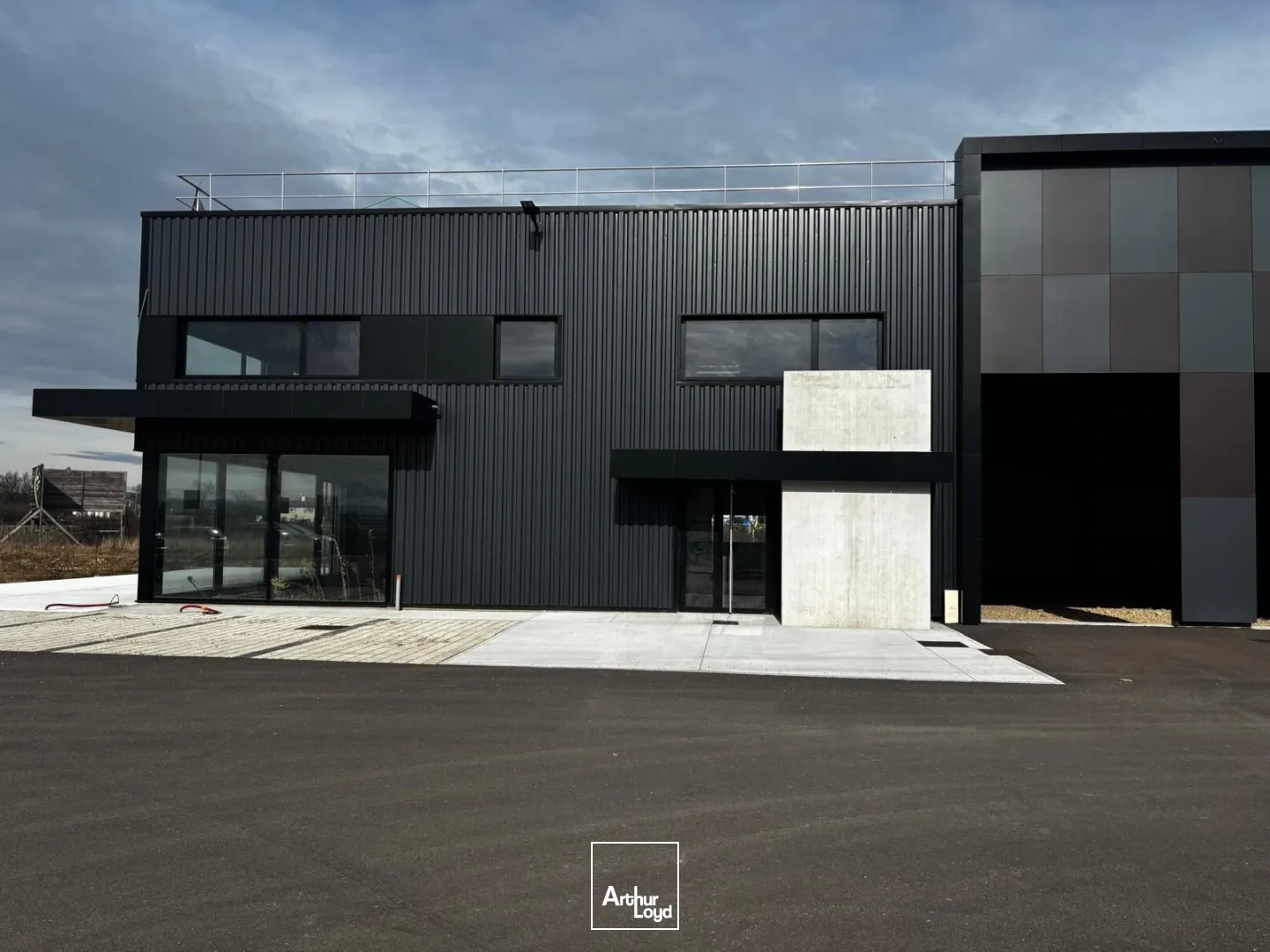 Locaux d'activité & Entrepôts - Vente - MARCLOPT - 42210 - 186-1488 - 7771178